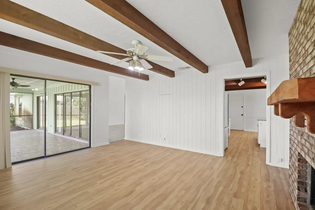 65 W Pinehill Trail W Tequesta FL 33469