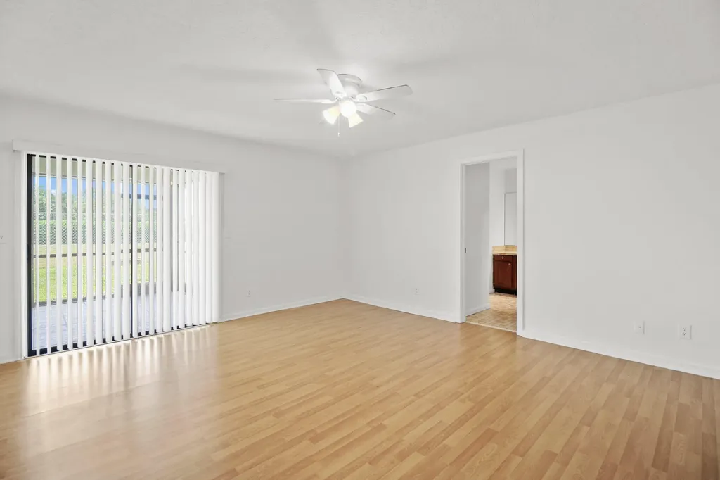 65 W Pinehill Trail W Tequesta FL 33469