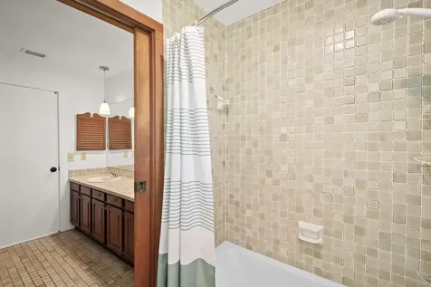 65 W Pinehill Trail W Tequesta FL 33469