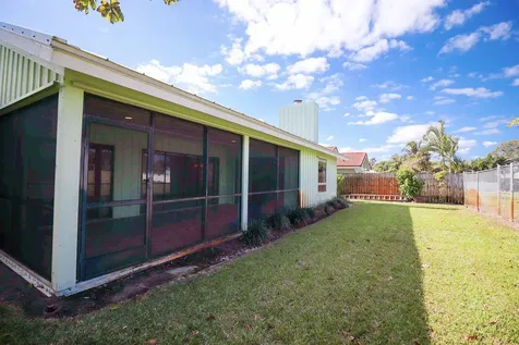 65 W Pinehill Trail W Tequesta FL 33469