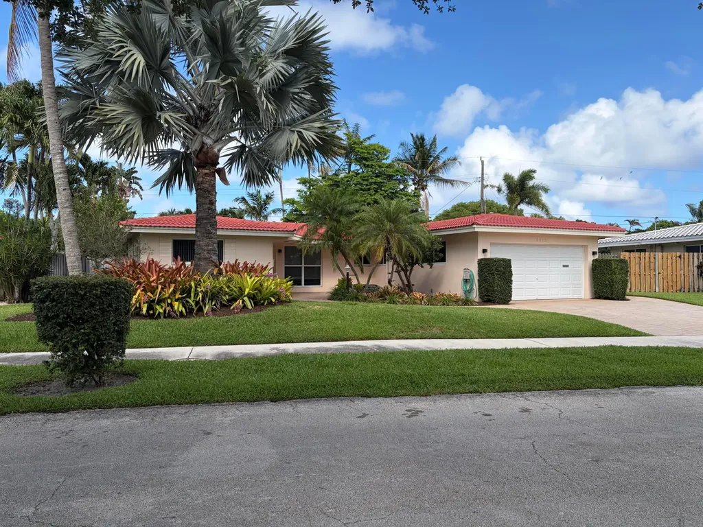 5910 NE 21st Way Fort Lauderdale FL 33308
