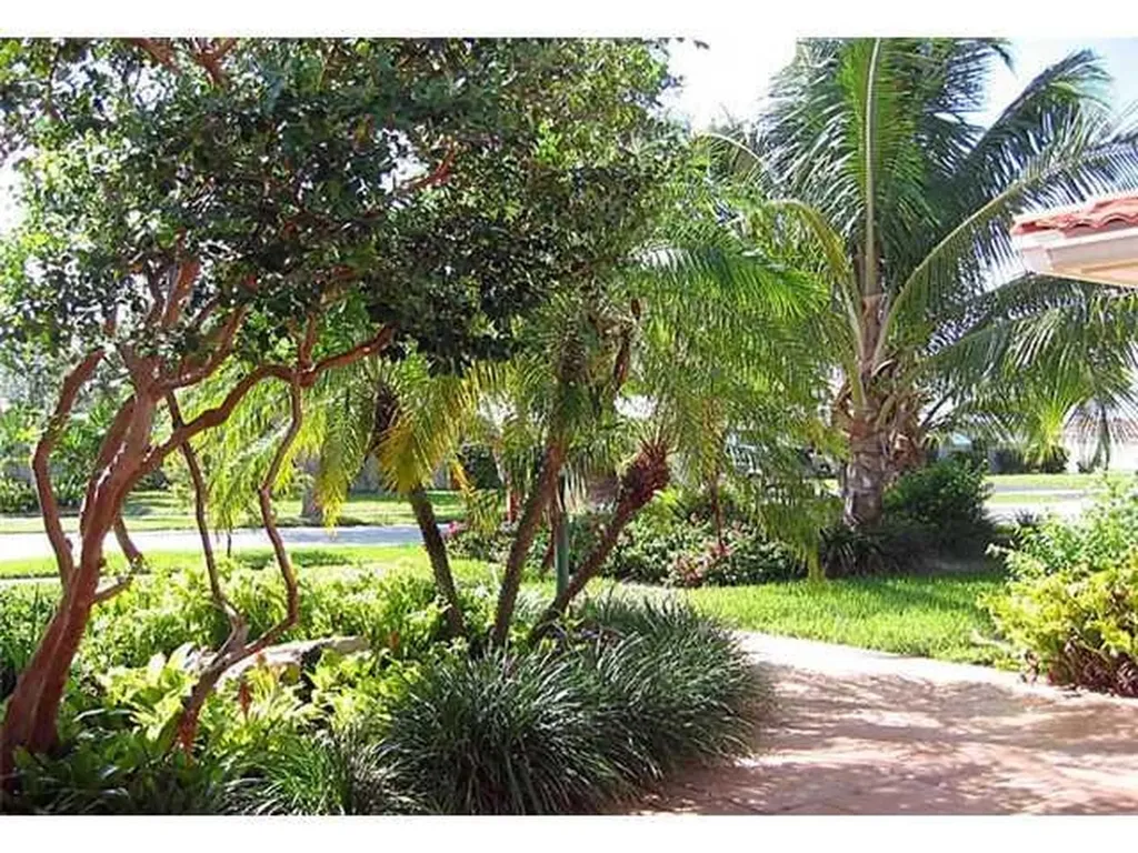 5910 NE 21st Way Fort Lauderdale FL 33308