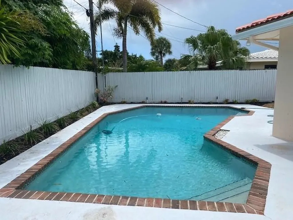 5910 NE 21st Way Fort Lauderdale FL 33308
