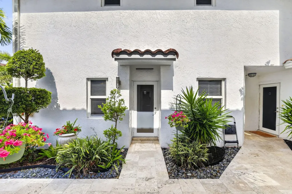3221 NE 15th Street Pompano Beach FL 33062