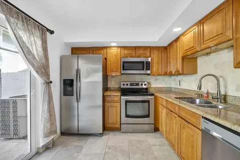 3221 NE 15th Street Pompano Beach FL 33062