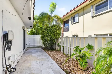 3221 NE 15th Street Pompano Beach FL 33062