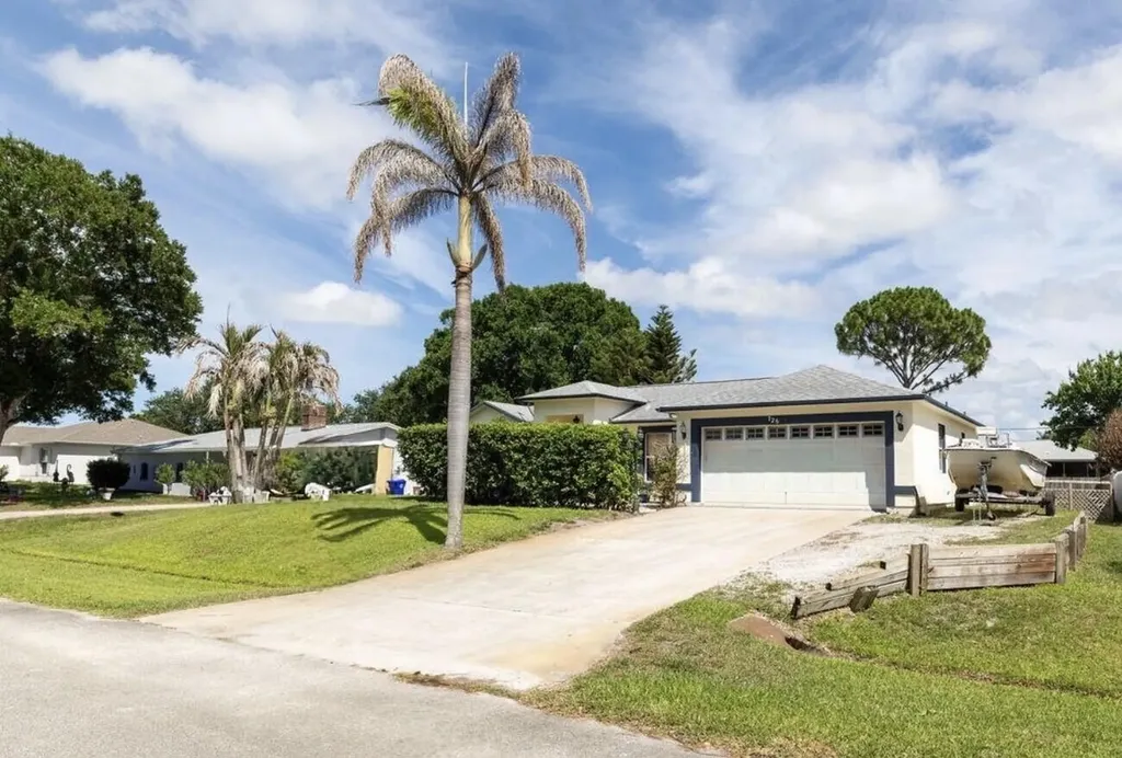 726 Tuxedo Terrace Sebastian FL 32958