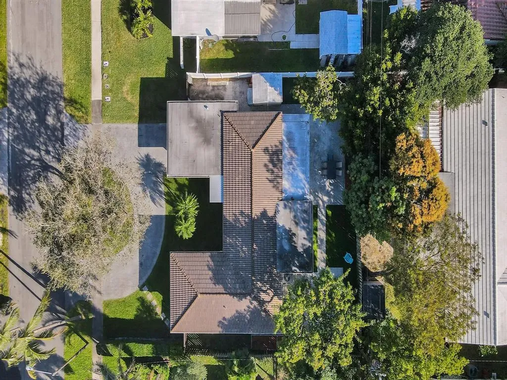 708 NE 24th Avenue Pompano Beach FL 33062