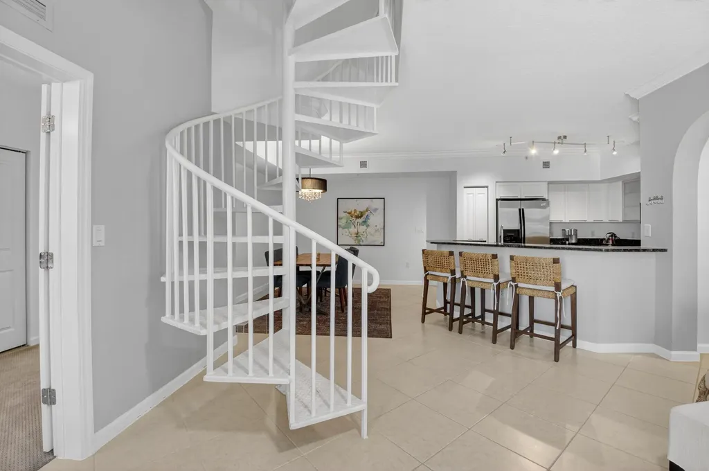 225 NE 1st Street Delray Beach FL 33444