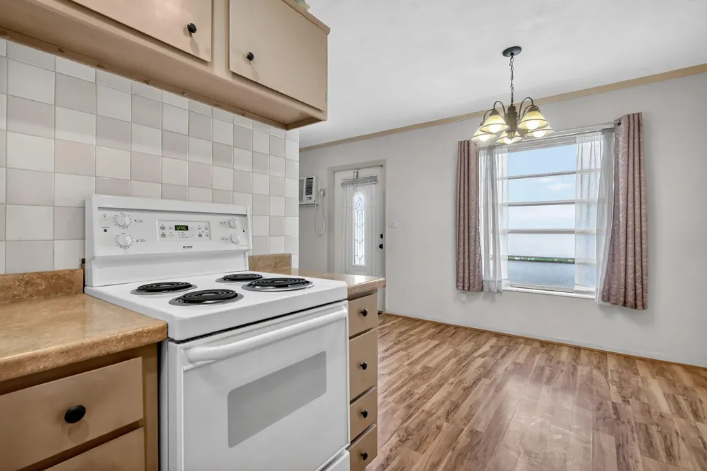 20131 NW 14th Place Miami Gardens FL 33169