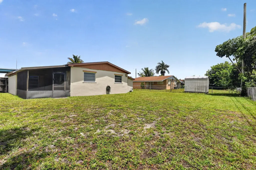20131 NW 14th Place Miami Gardens FL 33169