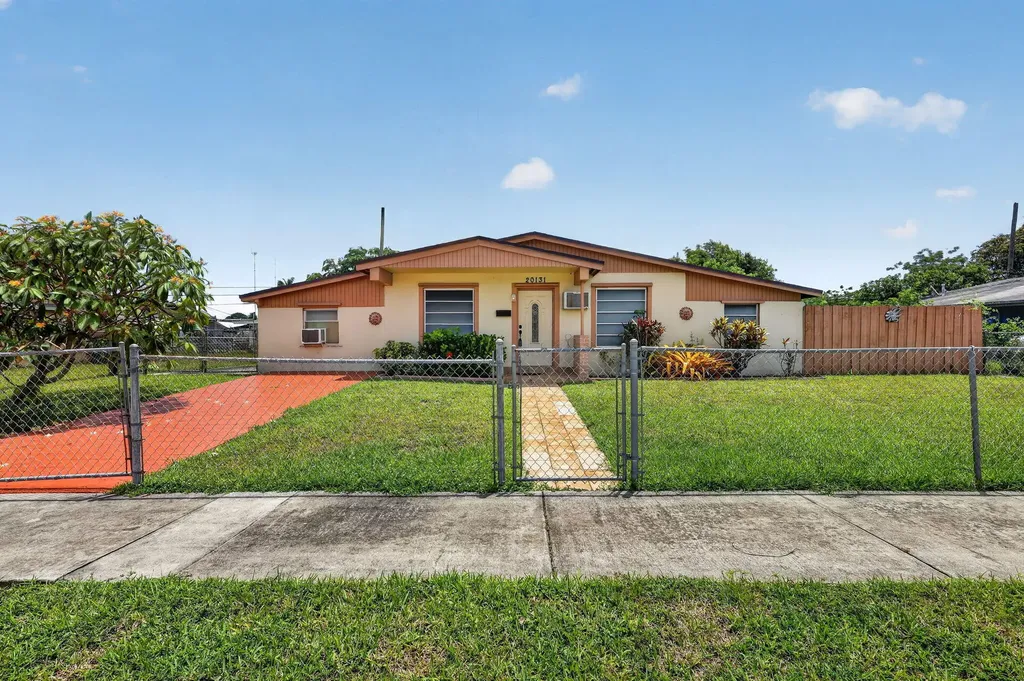 20131 NW 14th Place Miami Gardens FL 33169