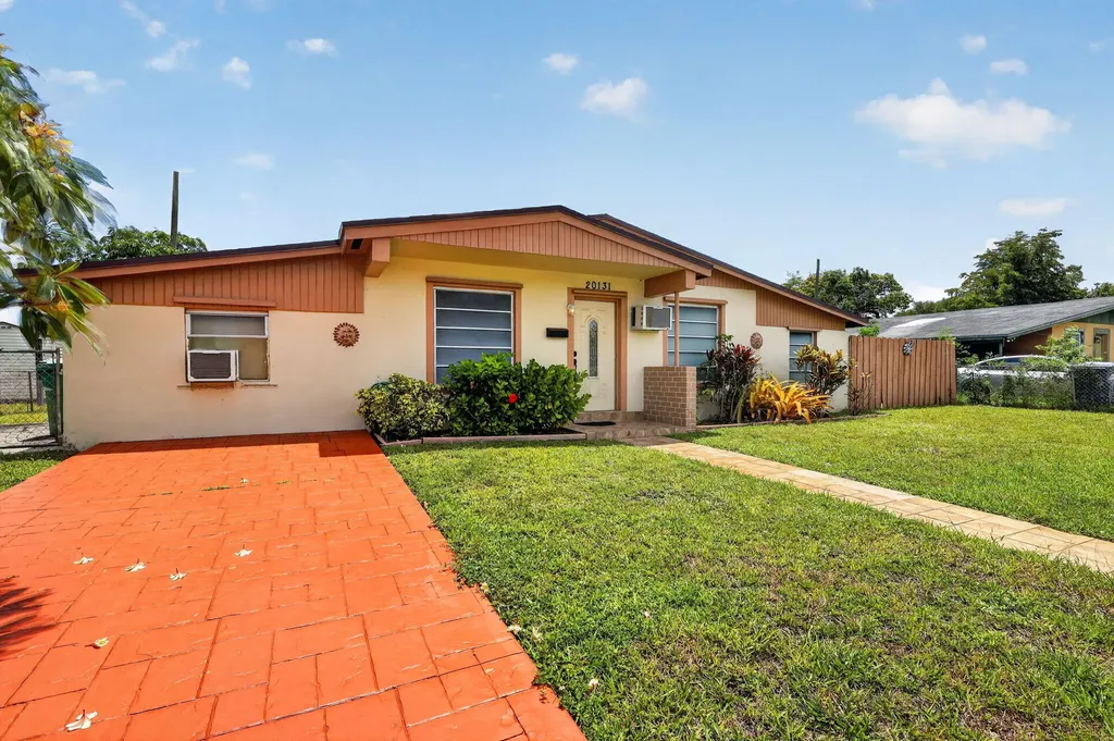 20131 NW 14th Place Miami Gardens FL 33169