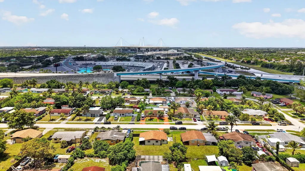 20131 NW 14th Place Miami Gardens FL 33169