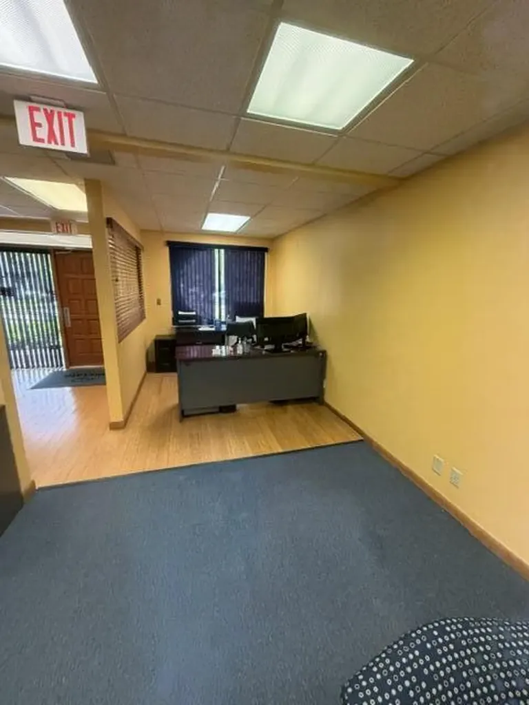 9633 W Broward Boulevard Plantation FL 33324