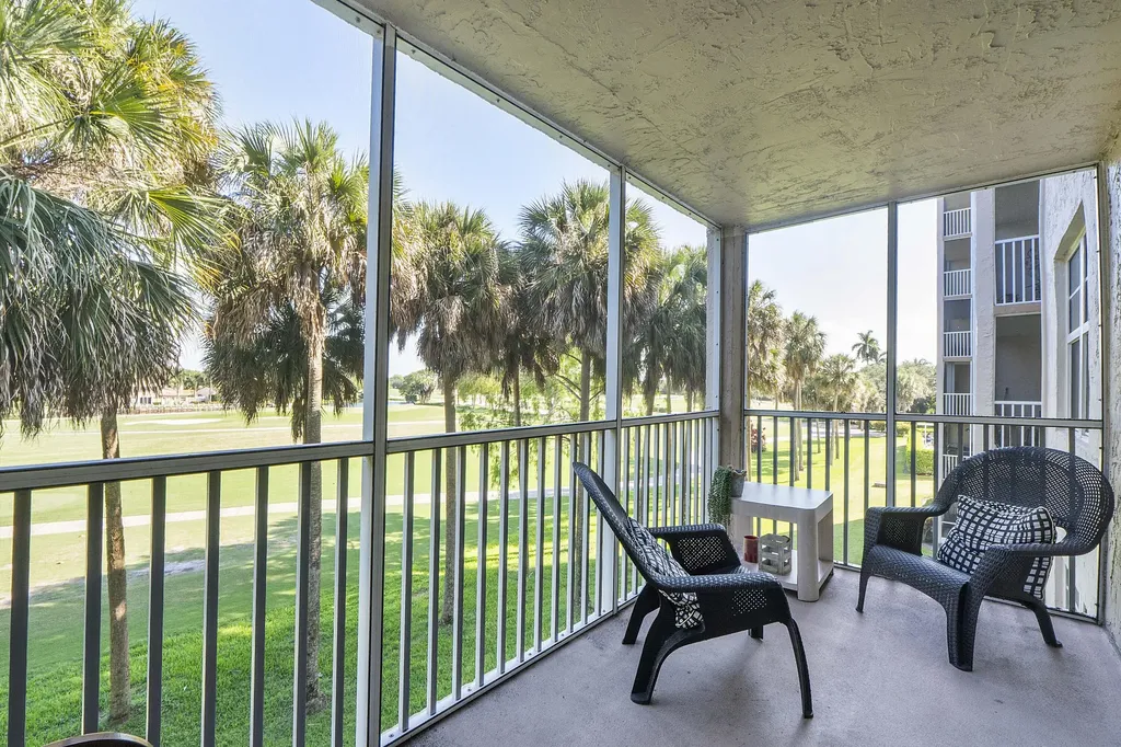 250 Jacaranda Drive Plantation FL 33324