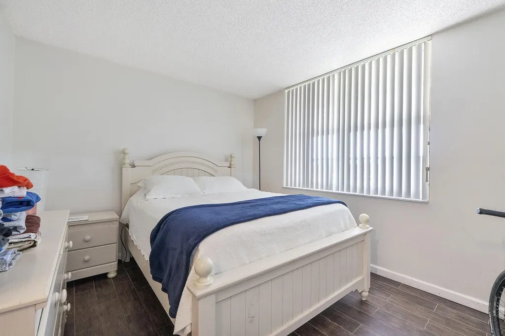 250 Jacaranda Drive Plantation FL 33324