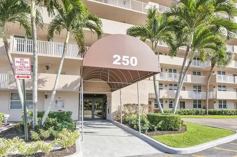 250 Jacaranda Drive Plantation FL 33324