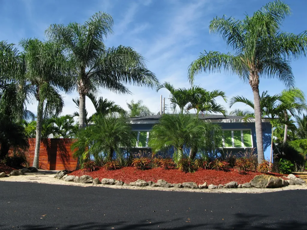 13767 Oleander Avenue E Juno Beach FL 33408