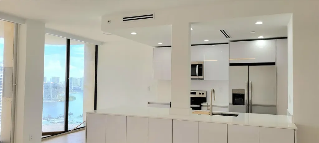 19355 Turnberry Way Aventura FL 33180