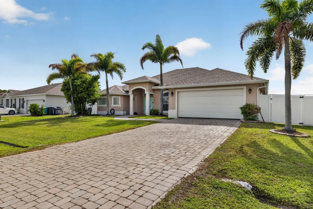 3744 SW Jamros Street Port St Lucie FL 34953