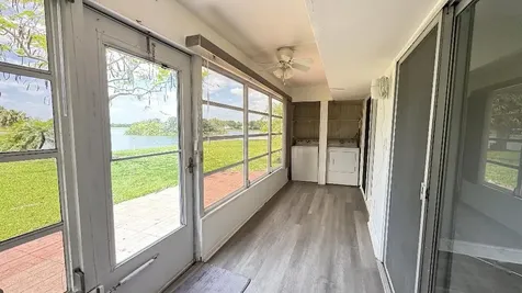 220 Seville J Delray Beach FL 33446