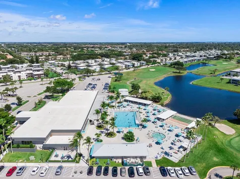 220 Seville J Delray Beach FL 33446