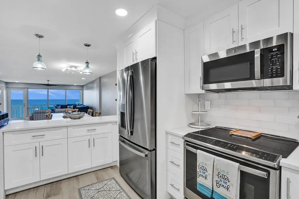 1169 Hillsboro Hillsboro Beach FL 33062