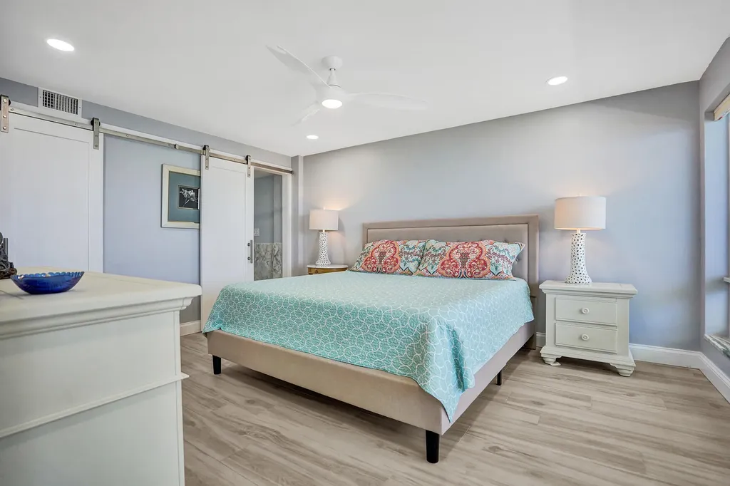1169 Hillsboro Hillsboro Beach FL 33062