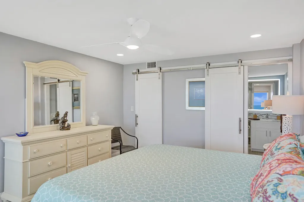 1169 Hillsboro Hillsboro Beach FL 33062