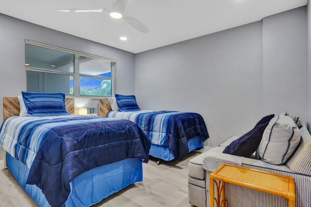 1169 Hillsboro Hillsboro Beach FL 33062