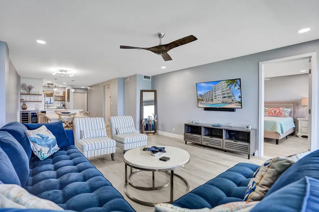 1169 Hillsboro Hillsboro Beach FL 33062