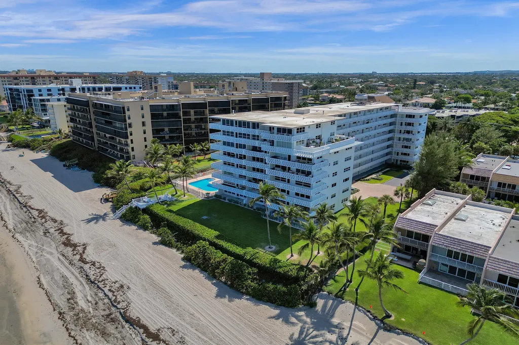 1169 Hillsboro Hillsboro Beach FL 33062