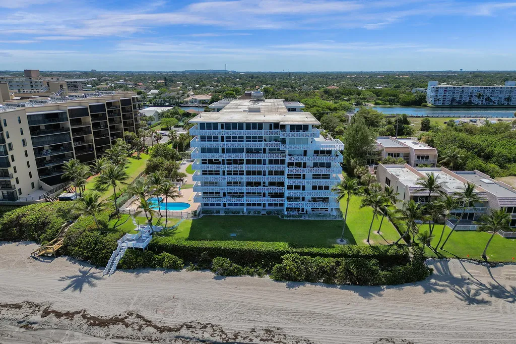 1169 Hillsboro Hillsboro Beach FL 33062