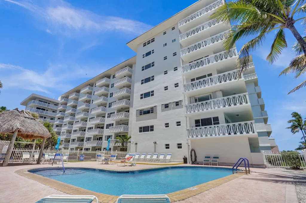 1169 Hillsboro Hillsboro Beach FL 33062