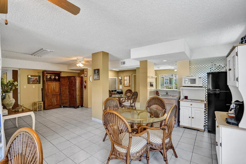 1169 Hillsboro Hillsboro Beach FL 33062