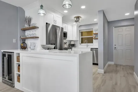 1169 Hillsboro Hillsboro Beach FL 33062