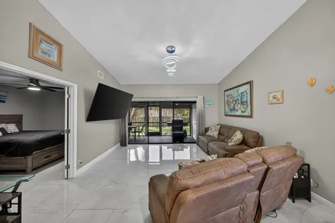 1036 E Lakes Drive Pompano Beach FL 33064