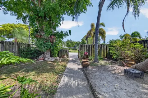1036 E Lakes Drive Pompano Beach FL 33064