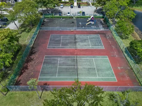 1036 E Lakes Drive Pompano Beach FL 33064
