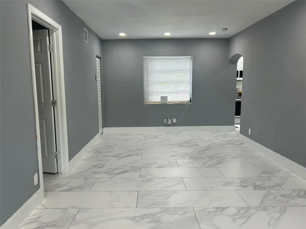 2218 Roosevelt Street Hollywood FL 33020