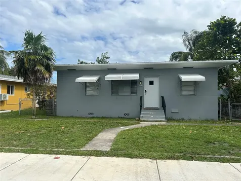 2218 Roosevelt Street Hollywood FL 33020