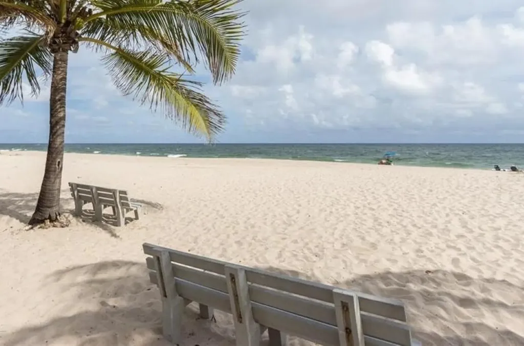 2020 Terra Mar Drive Pompano Beach FL 33062