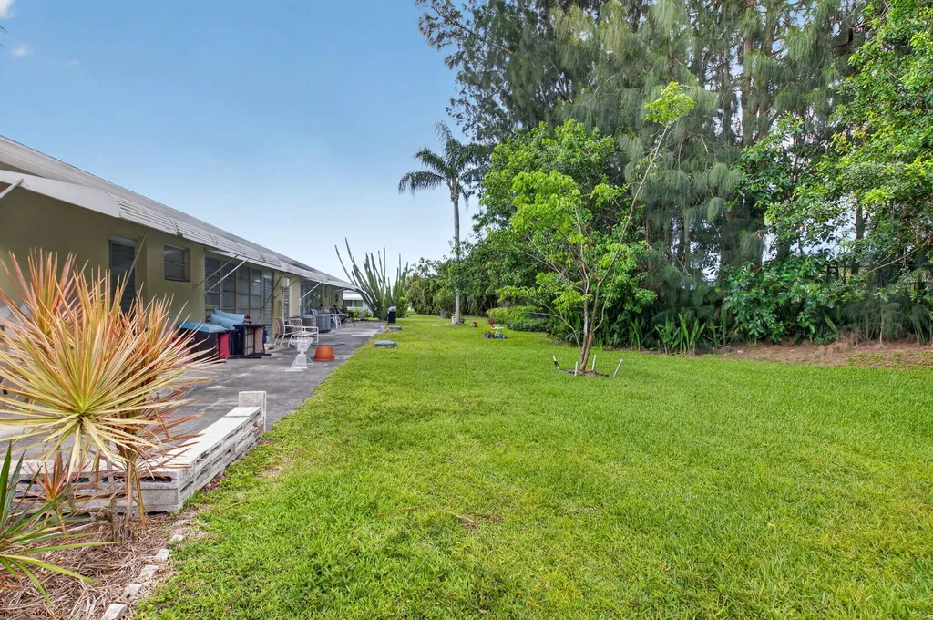 172 High Point Terrace W Delray Beach FL 33445