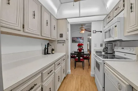 172 High Point Terrace W Delray Beach FL 33445
