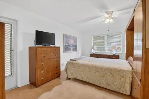 172 High Point Terrace W Delray Beach FL 33445