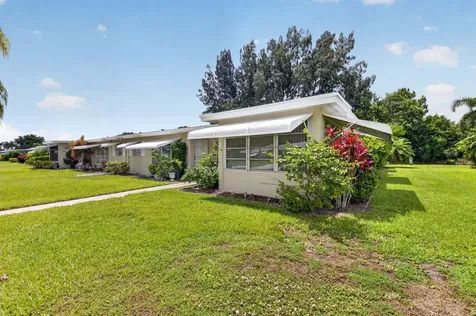 172 High Point Terrace W Delray Beach FL 33445