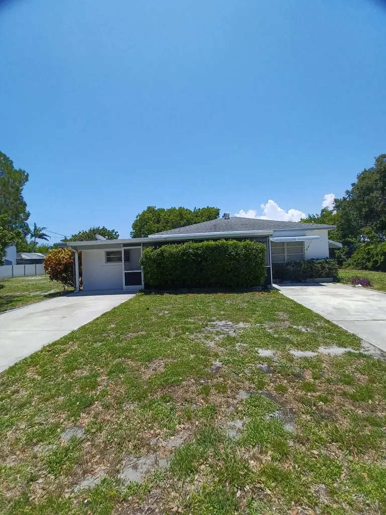 520 W Branch Street Lantana FL 33462