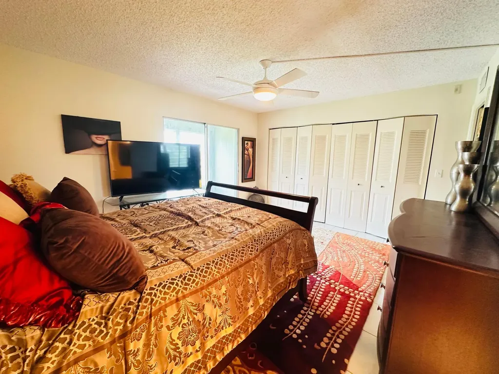 4038 Berkshire B Deerfield Beach FL 33442
