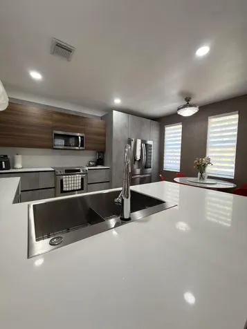 7407 NW 108th Path Doral FL 33178